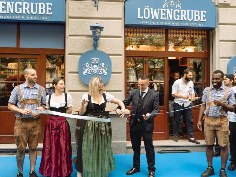 Löwengrube porta la cucina bavarese al centro di Milano con l&#8217;apertura del nuovo ristorante