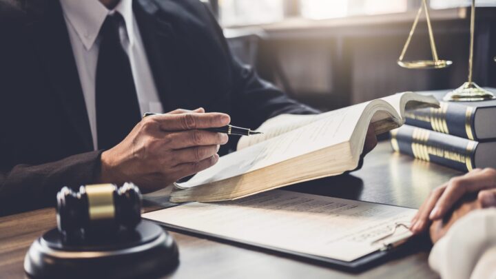 foto di avvocato franchising